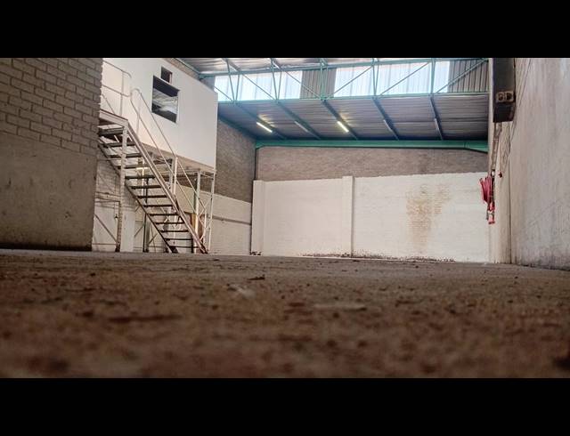 Industrial property to rent in HERIOTDALE
